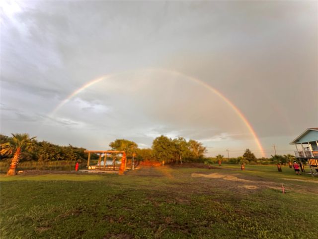 540 Bayou Avenue, Anahuac, TX 77514