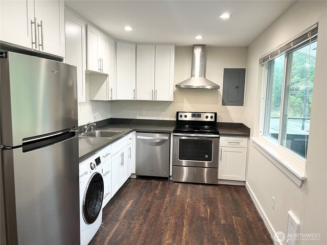3901 Martin Luther King Jr Way S, Seattle, WA 98108