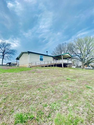 11 S Dade 203, Everton, MO 65646