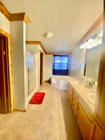 11 S Dade 203, Everton, MO 65646