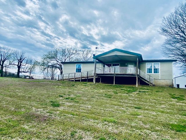 11 S Dade 203, Everton, MO 65646