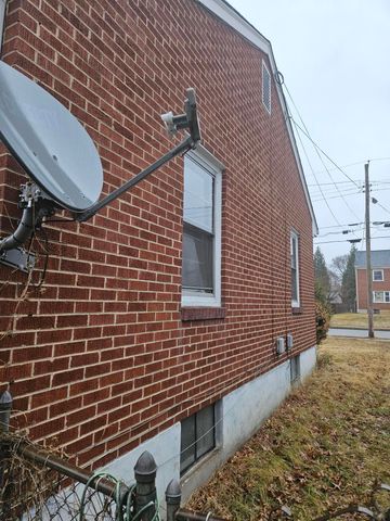 2738 Cedarhurst AVE, Roanoke, VA 24012