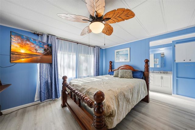 195 S FIJI CIRCLE, Englewood, FL 34223