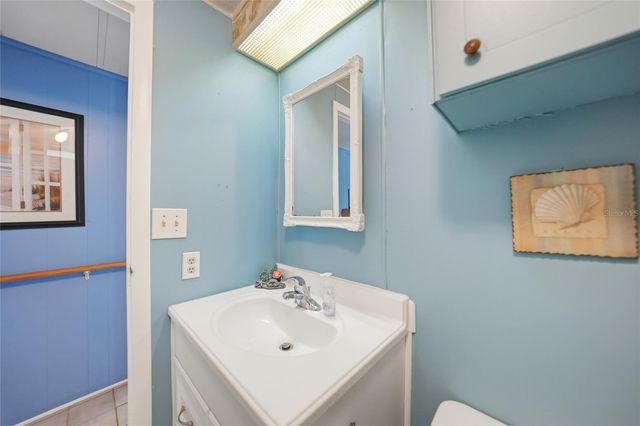 195 S FIJI CIRCLE, Englewood, FL 34223