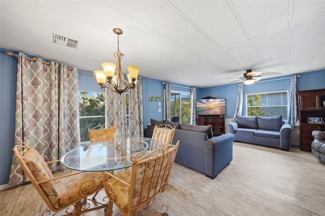 195 S FIJI CIRCLE, Englewood, FL 34223