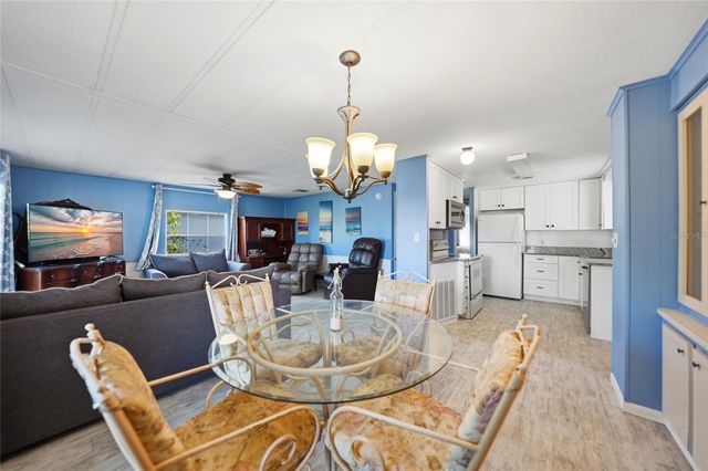 195 S FIJI CIRCLE, Englewood, FL 34223