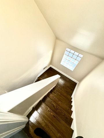 8434 S Luella Avenue, Chicago, IL 60617