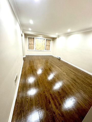 8434 S Luella Avenue, Chicago, IL 60617