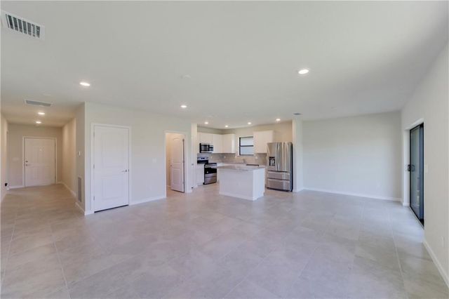 5212 Jasper Square, Vero Beach, FL 32967