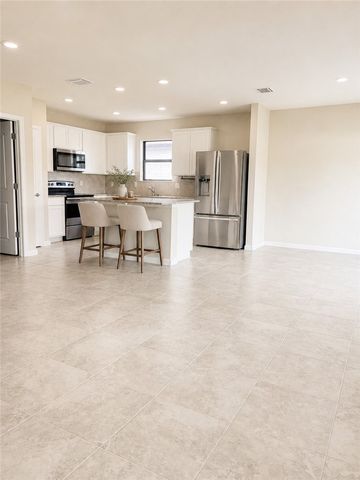 5212 Jasper Square, Vero Beach, FL 32967