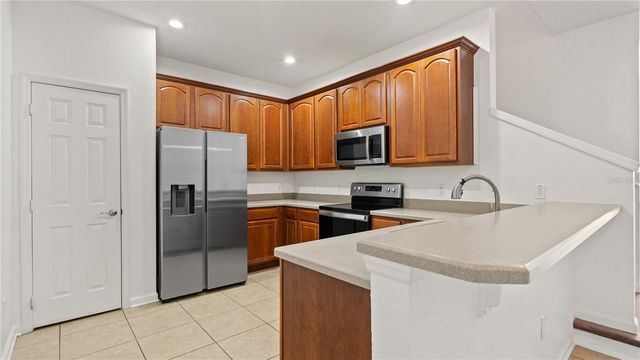 1629 SHALLCROSS AVENUE, Orlando, FL 32828