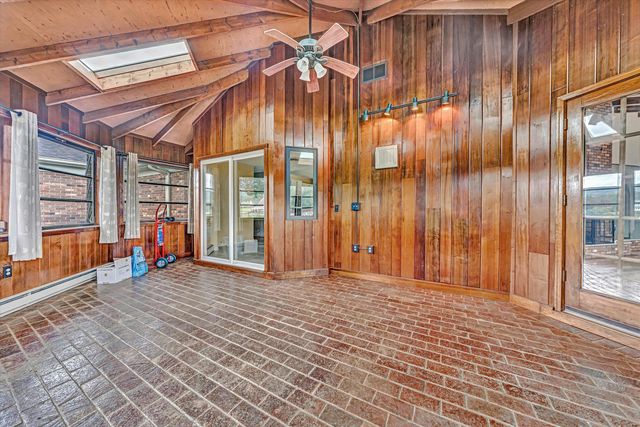 270 Parkside LN, Rocky Mount, VA 24151