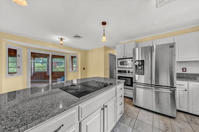 270 Parkside LN, Rocky Mount, VA 24151