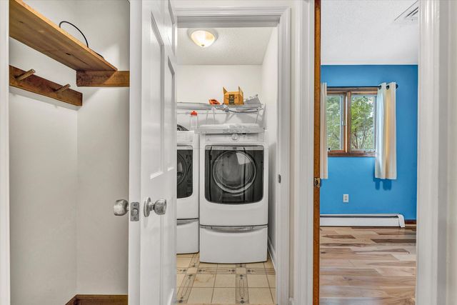 270 Parkside LN, Rocky Mount, VA 24151