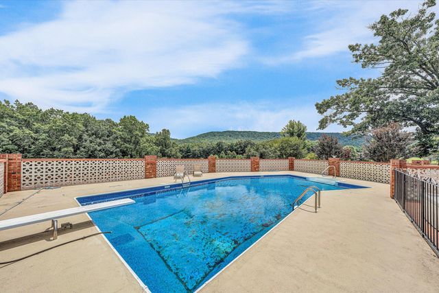 270 Parkside LN, Rocky Mount, VA 24151