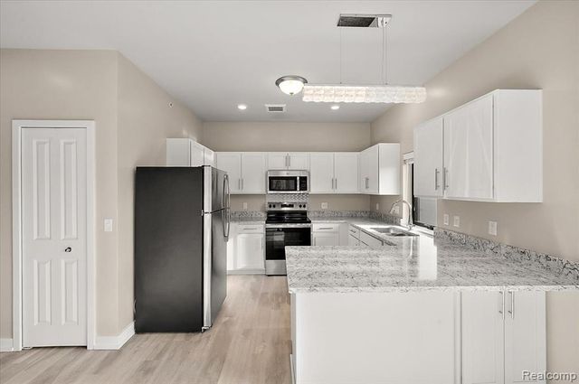 105 N Laurel Street C, Royal Oak, MI 48067