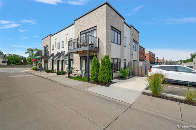 105 N Laurel Street C, Royal Oak, MI 48067