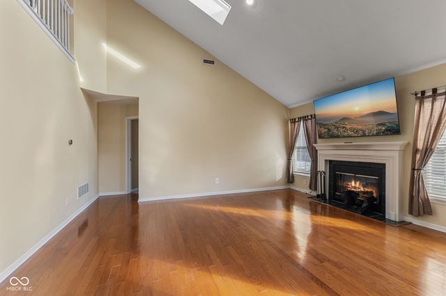 2104 Napa Circle, Indianapolis, IN 46214