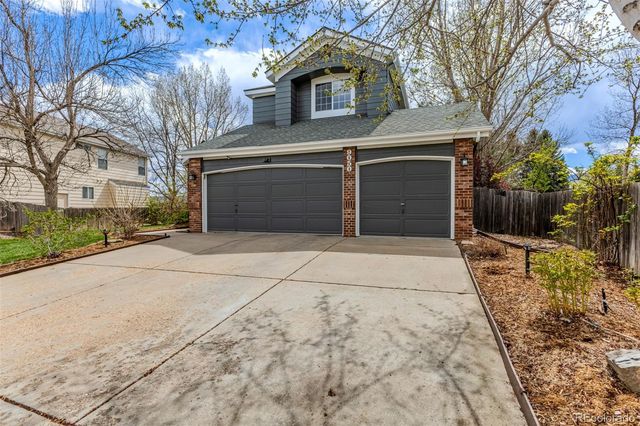 9050 W San Juan Drive, Littleton, CO 80128