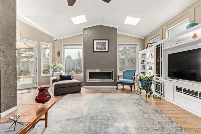 9050 W San Juan Drive, Littleton, CO 80128