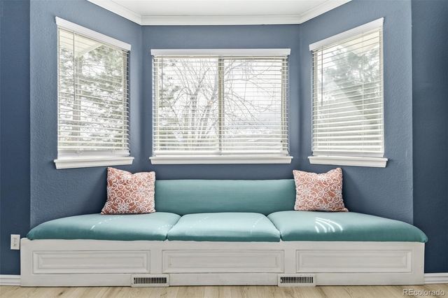 9050 W San Juan Drive, Littleton, CO 80128