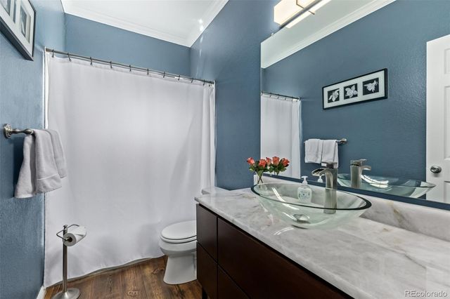 9050 W San Juan Drive, Littleton, CO 80128