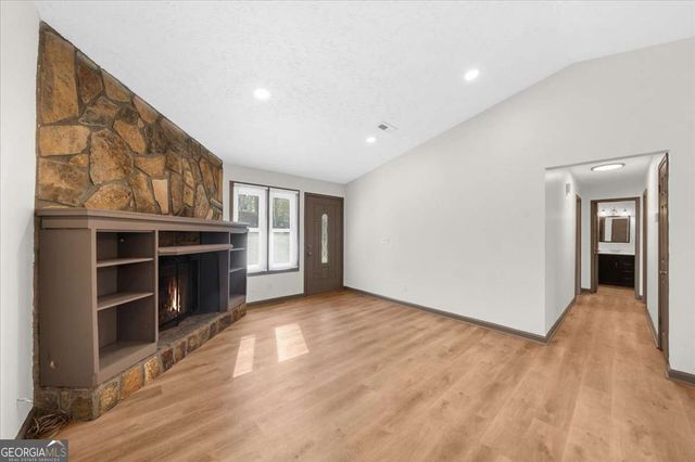 224 Applebranch Drive, Woodstock, GA 30188