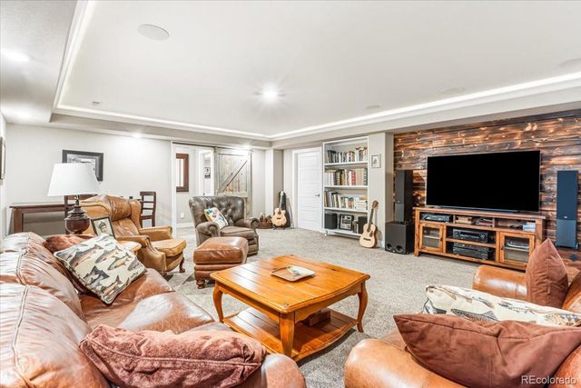 2080 Robb Street, Lakewood, CO 80215