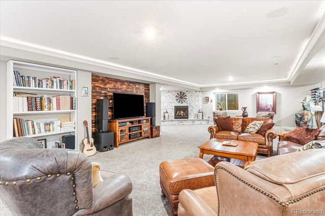 2080 Robb Street, Lakewood, CO 80215
