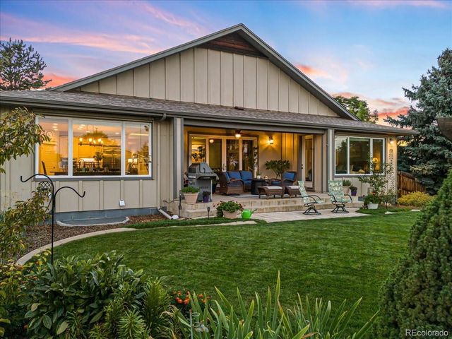 2080 Robb Street, Lakewood, CO 80215