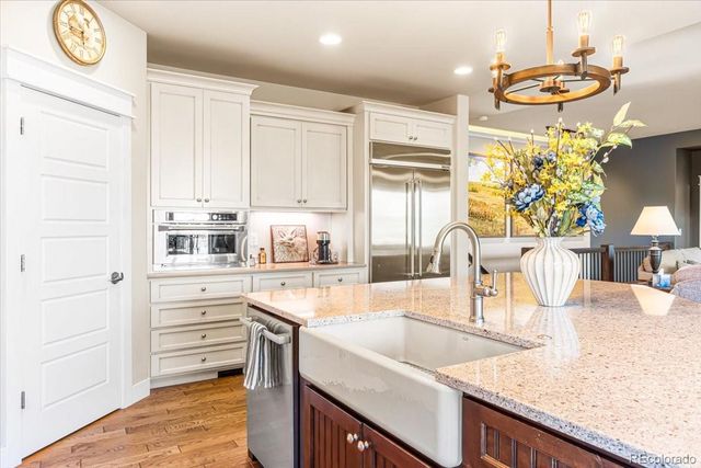 2080 Robb Street, Lakewood, CO 80215