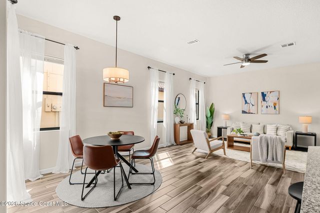 735 Lanai Circle 101, Melbourne, FL 32937