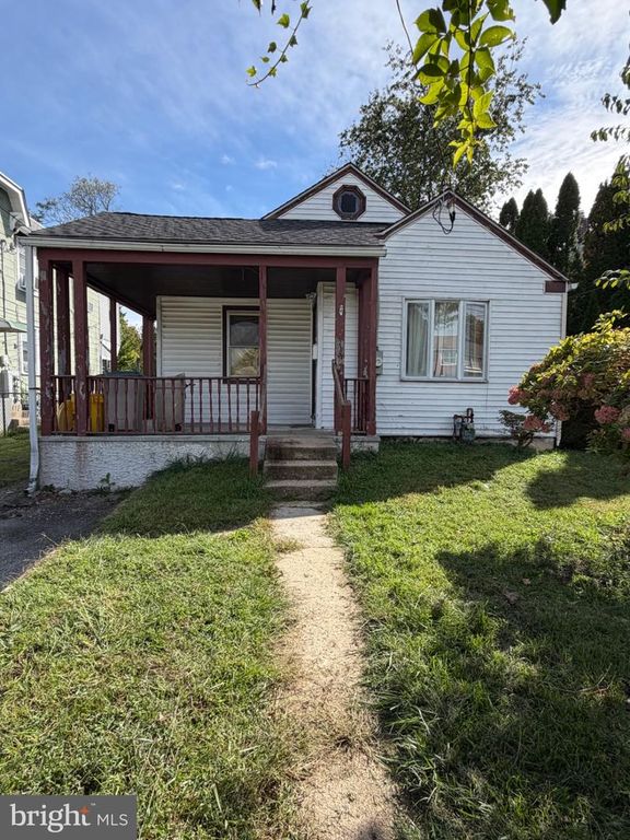 1129 WOODLAND AVE, SHARON HILL, PA 19079 — exterior