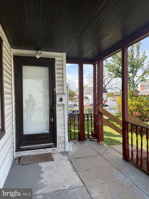 1129 WOODLAND AVE, SHARON HILL, PA 19079 — photo 2
