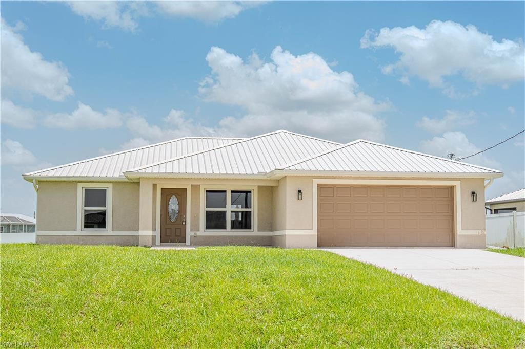 7031 Waldo CIR, LABELLE, FL 33935 — exterior