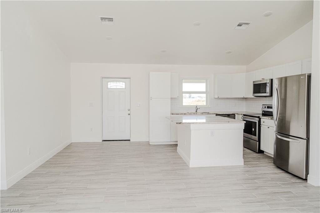 7031 Waldo CIR, LABELLE, FL 33935 — photo 5