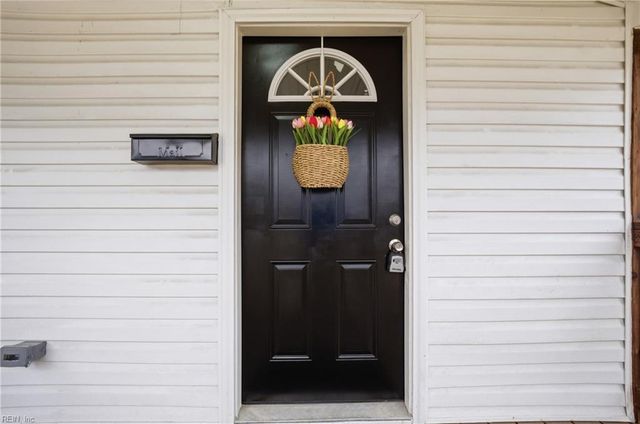 226 N 4th ST, Suffolk, VA 23434