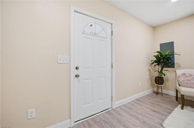 226 N 4th ST, Suffolk, VA 23434