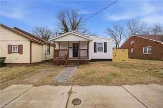 226 N 4th ST, Suffolk, VA 23434