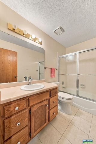 6625 Shenandoah Court, Lincoln, NE 68501
