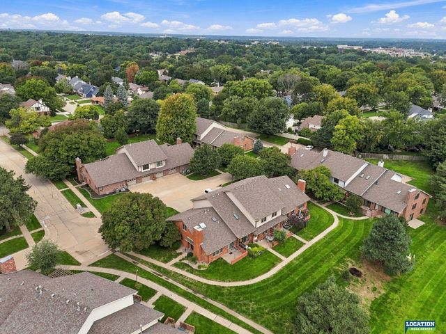 6625 Shenandoah Court, Lincoln, NE 68501