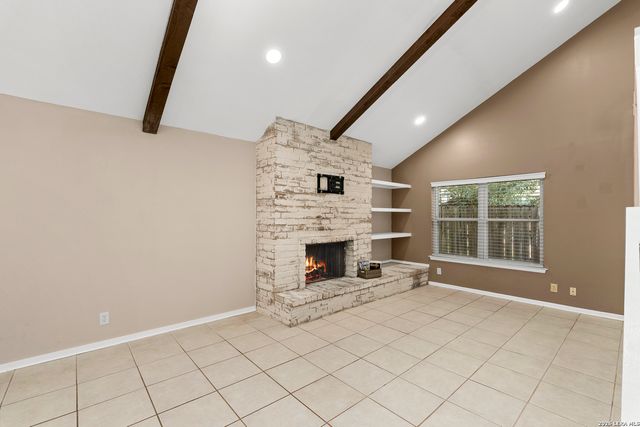8507 TIMBER CREST ST, San Antonio, TX 78250