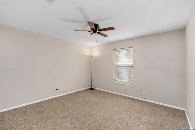 8507 TIMBER CREST ST, San Antonio, TX 78250