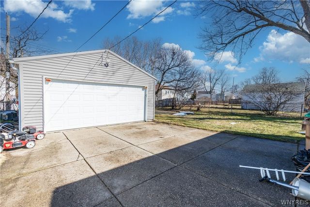 1112 Cleveland Drive, Cheektowaga, NY 14225