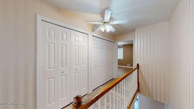 5501 Forest Lake Dr, Prospect, KY 40059