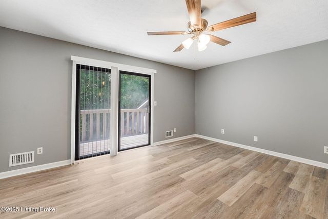 5501 Forest Lake Dr, Prospect, KY 40059