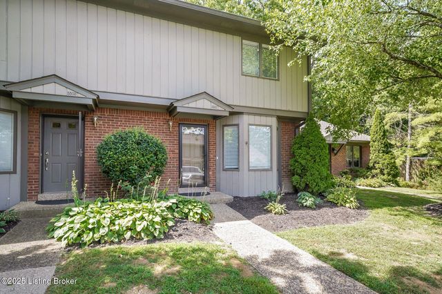 5501 Forest Lake Dr, Prospect, KY 40059