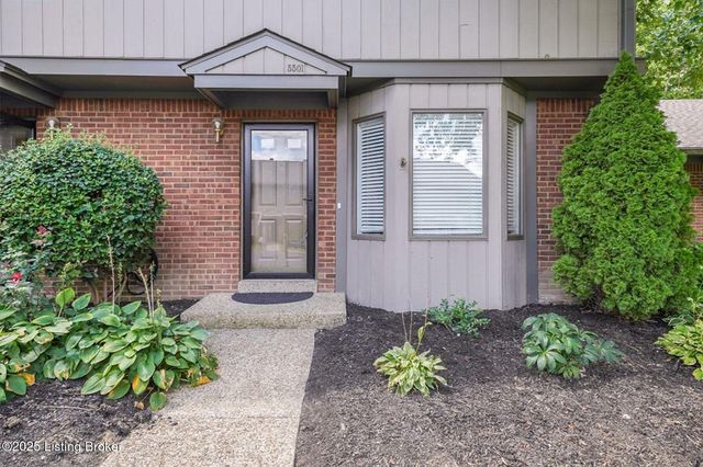 5501 Forest Lake Dr, Prospect, KY 40059