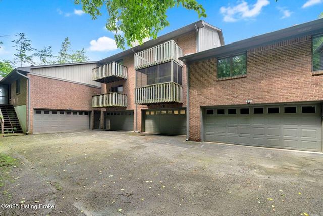 5501 Forest Lake Dr, Prospect, KY 40059