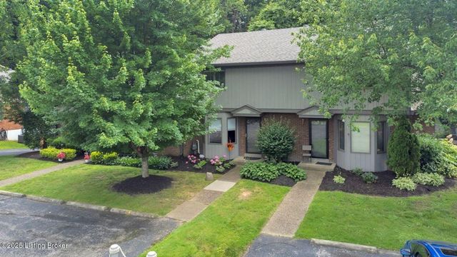 5501 Forest Lake Dr, Prospect, KY 40059